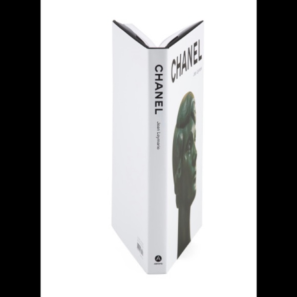 Chanel Coffee Table Book - Picture 2 of 6